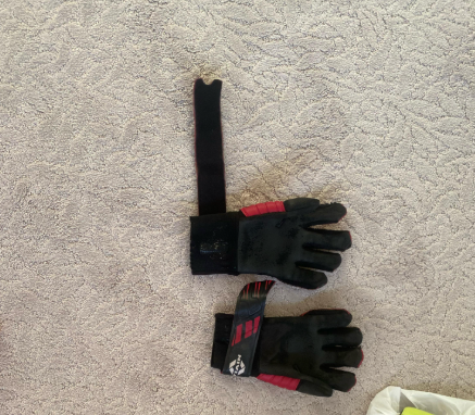 Nivia Carbonite Web Goalkeeper Gloves for Men& Women, All?Weather Durable Grippy Latex Palm with PVC Backhand & Secure PVC Strap, Multicolor(Medium)