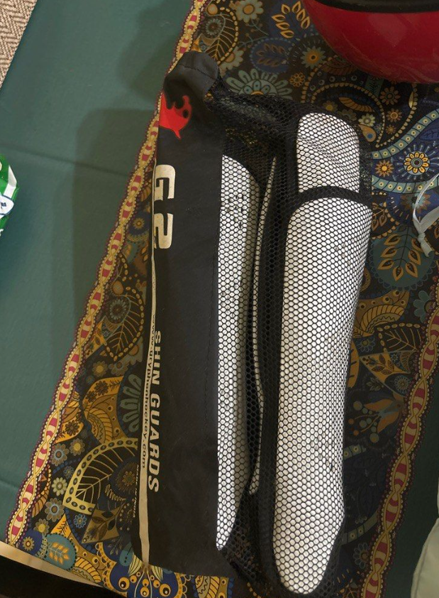 Gryphon Hockey Shin Guard with PPCP Shell | Double 360° Velcro Straps | Practice and Training | Air Mesh Cushioning | for Kids Youth Adults