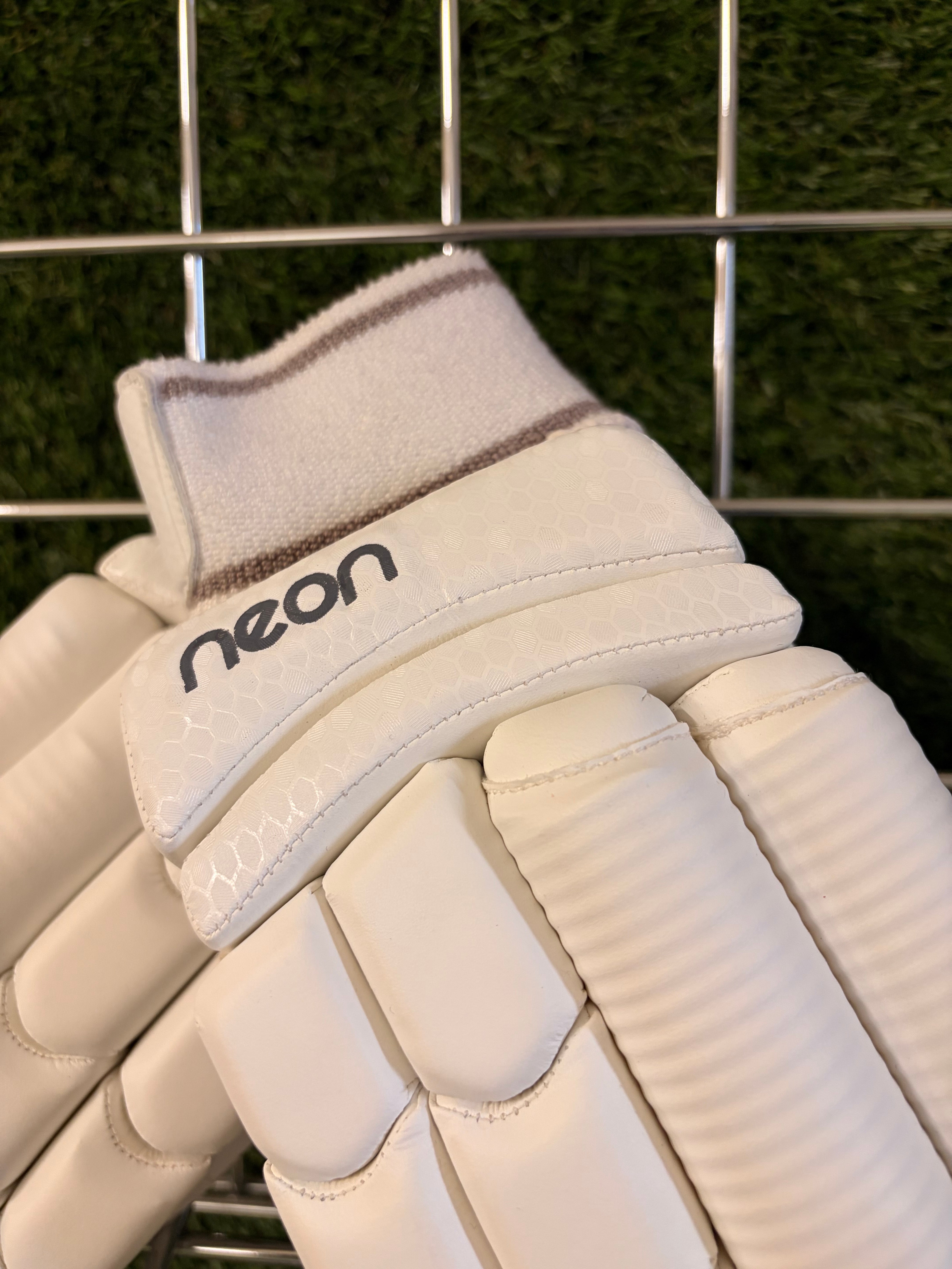 Pro Players Hybrid Batting Gloves