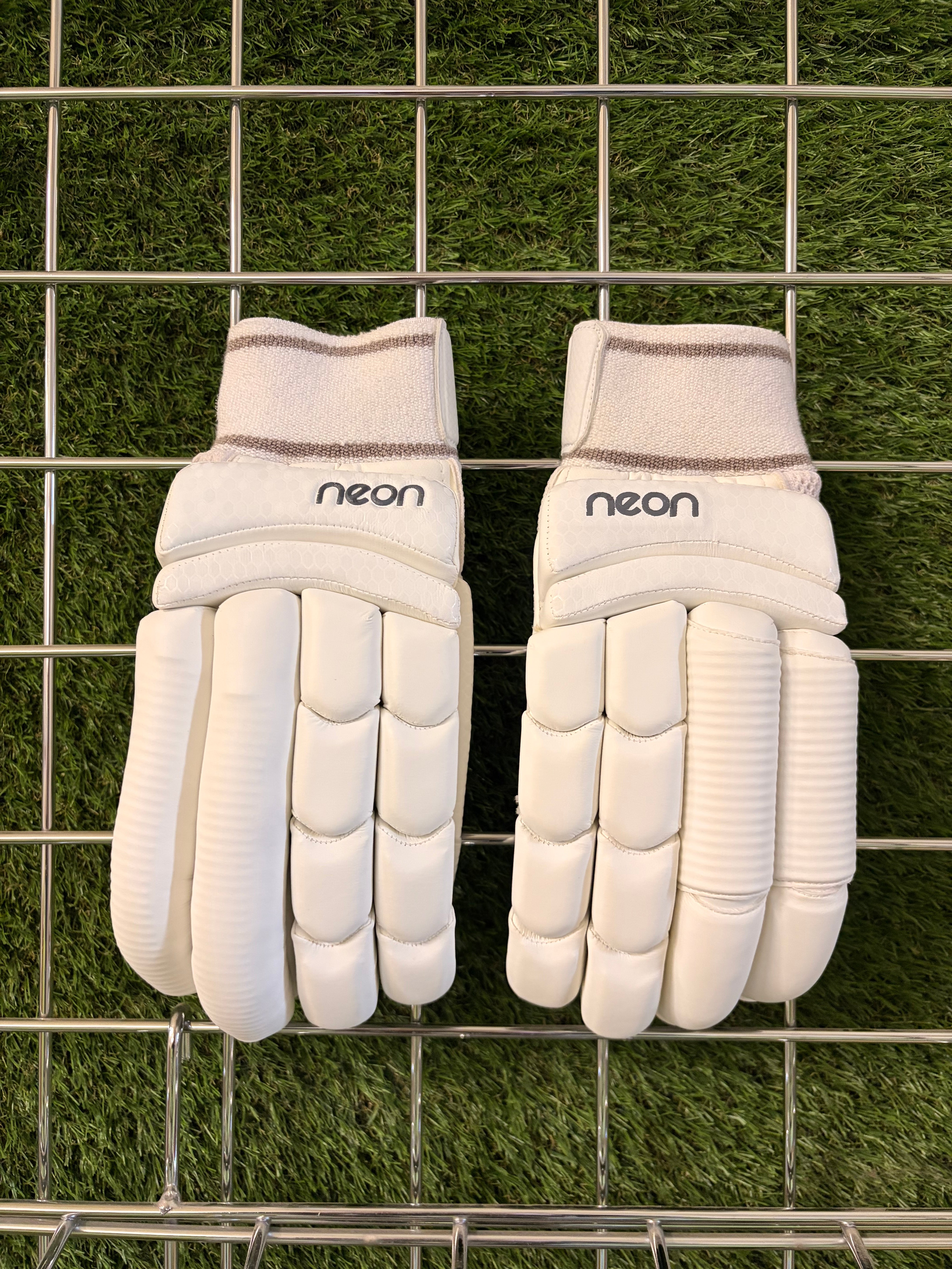 Pro Players Hybrid Batting Gloves
