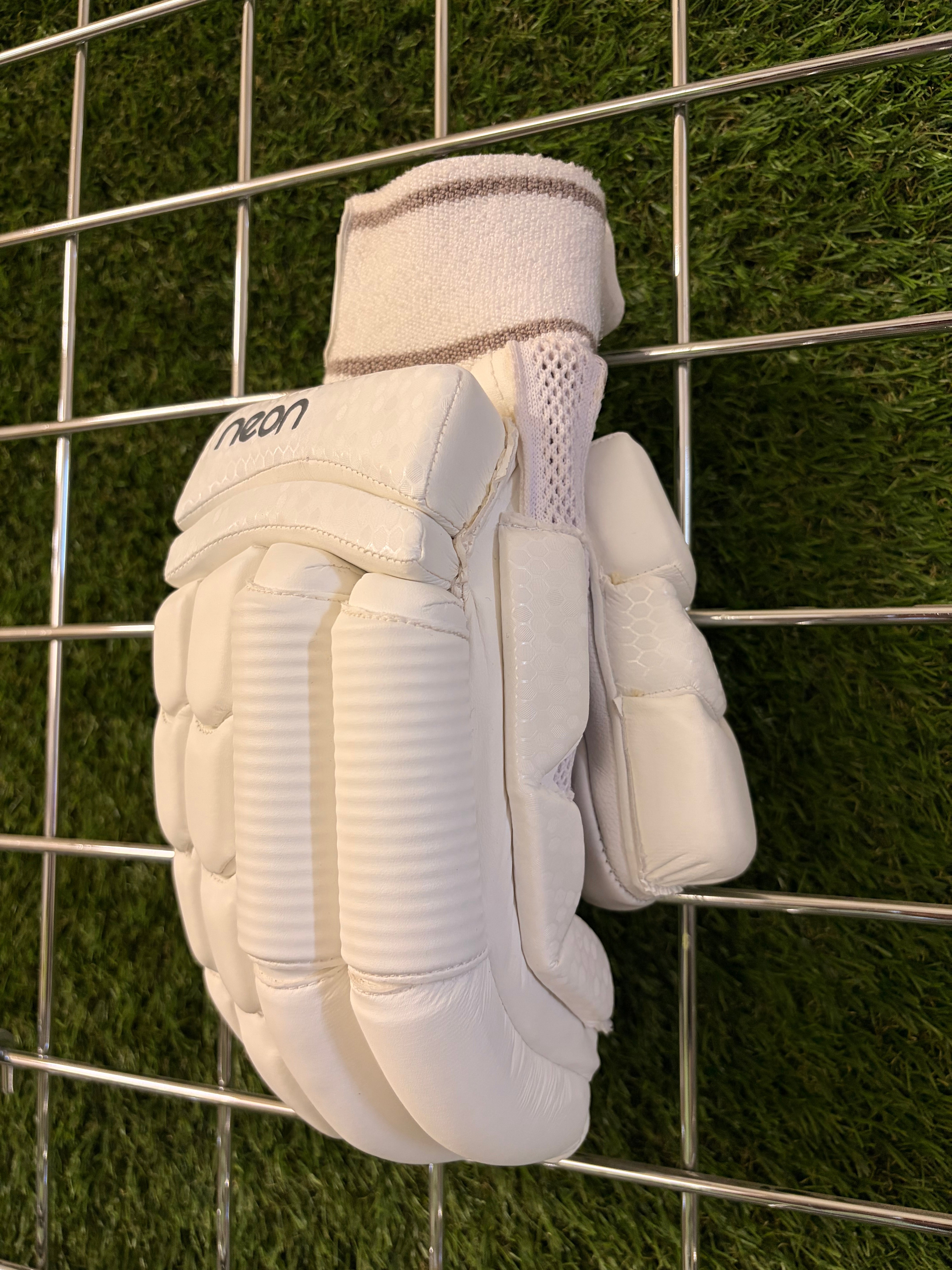 Pro Players Hybrid Batting Gloves