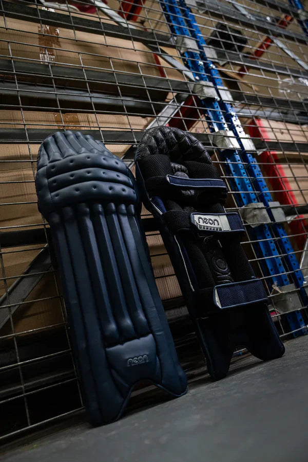 Pro Players Batting Pads - Navy Edition